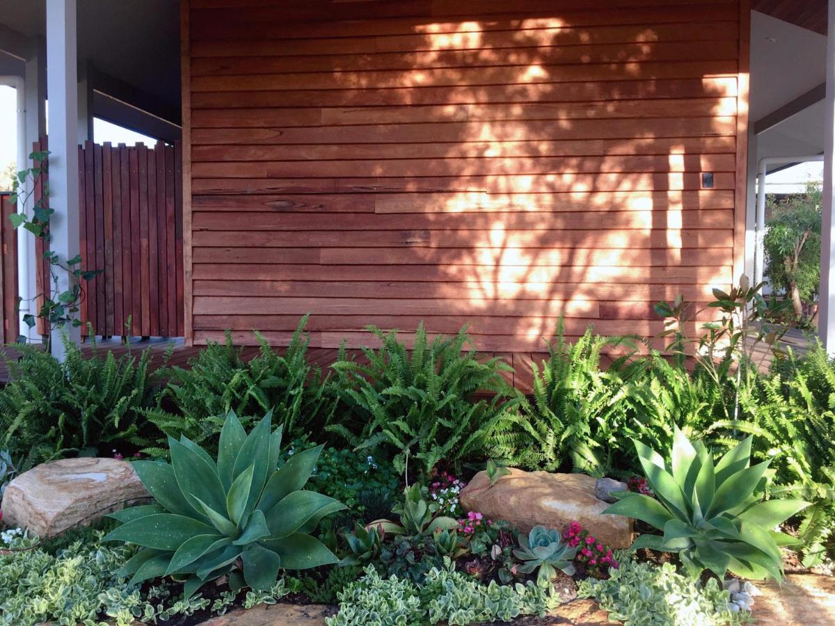 Grape Juice Retreat Rustic Romantic Gateway 5Mins To Beaches & Town Margaret River ภายนอก รูปภาพ