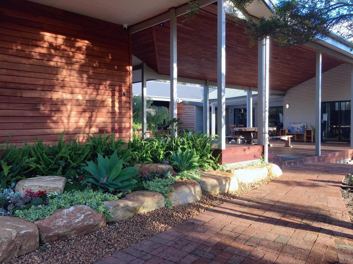 Grape Juice Retreat Rustic Romantic Gateway 5Mins To Beaches & Town Margaret River ภายนอก รูปภาพ