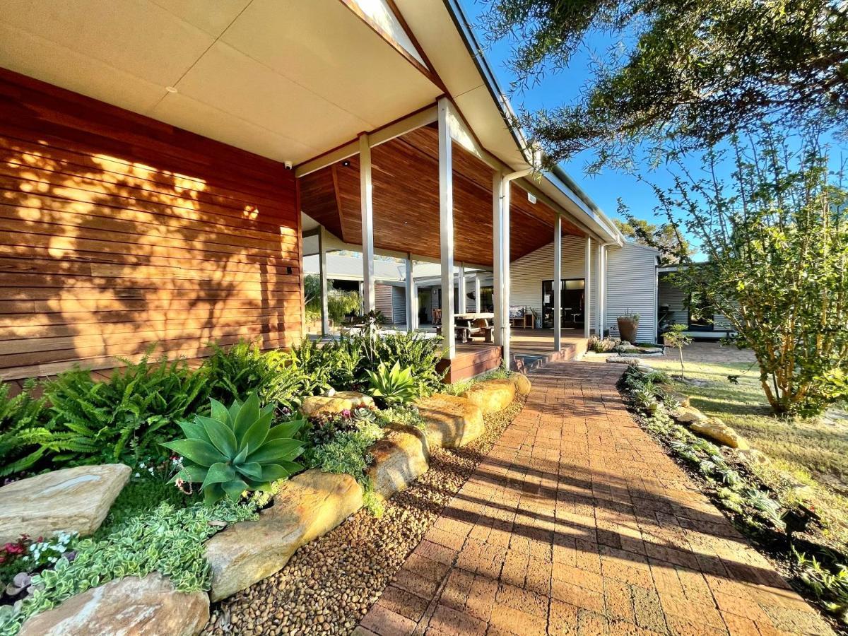 Grape Juice Retreat Rustic Romantic Gateway 5Mins To Beaches & Town Margaret River ภายนอก รูปภาพ