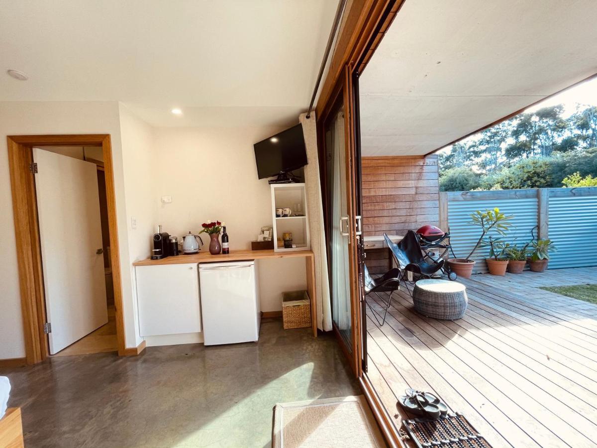 Grape Juice Retreat Rustic Romantic Gateway 5Mins To Beaches & Town Margaret River ภายนอก รูปภาพ