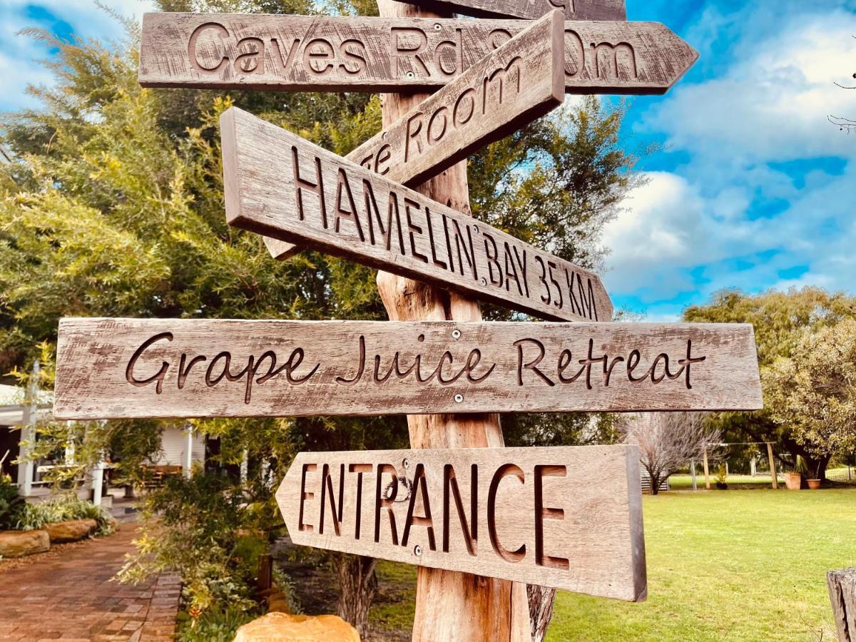 Grape Juice Retreat Rustic Romantic Gateway 5Mins To Beaches & Town Margaret River ภายนอก รูปภาพ