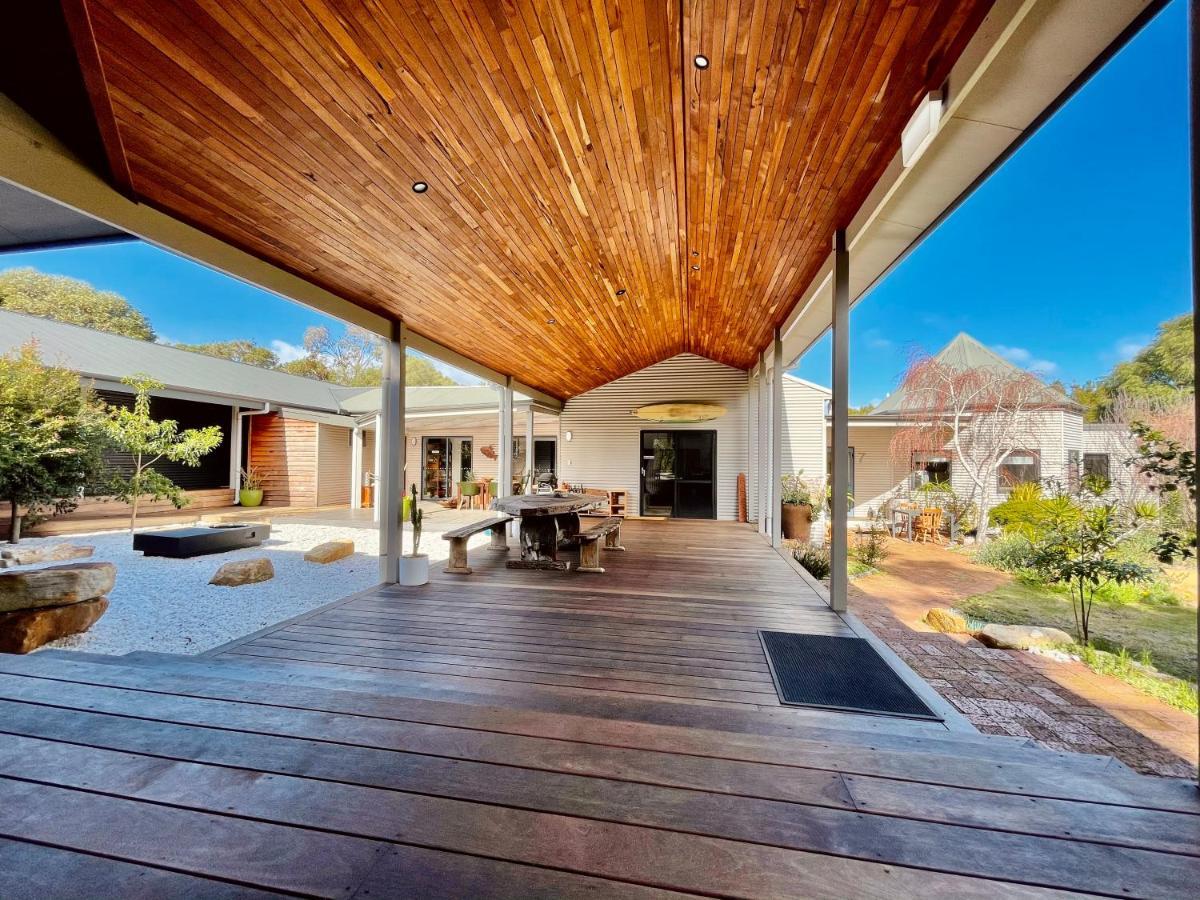 Grape Juice Retreat Rustic Romantic Gateway 5Mins To Beaches & Town Margaret River ภายนอก รูปภาพ