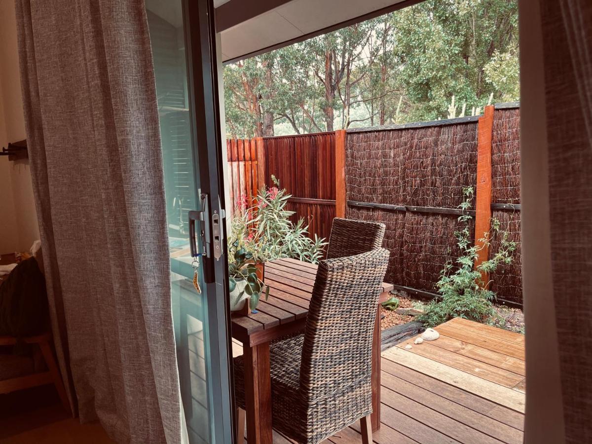 Grape Juice Retreat Rustic Romantic Gateway 5Mins To Beaches & Town Margaret River ภายนอก รูปภาพ